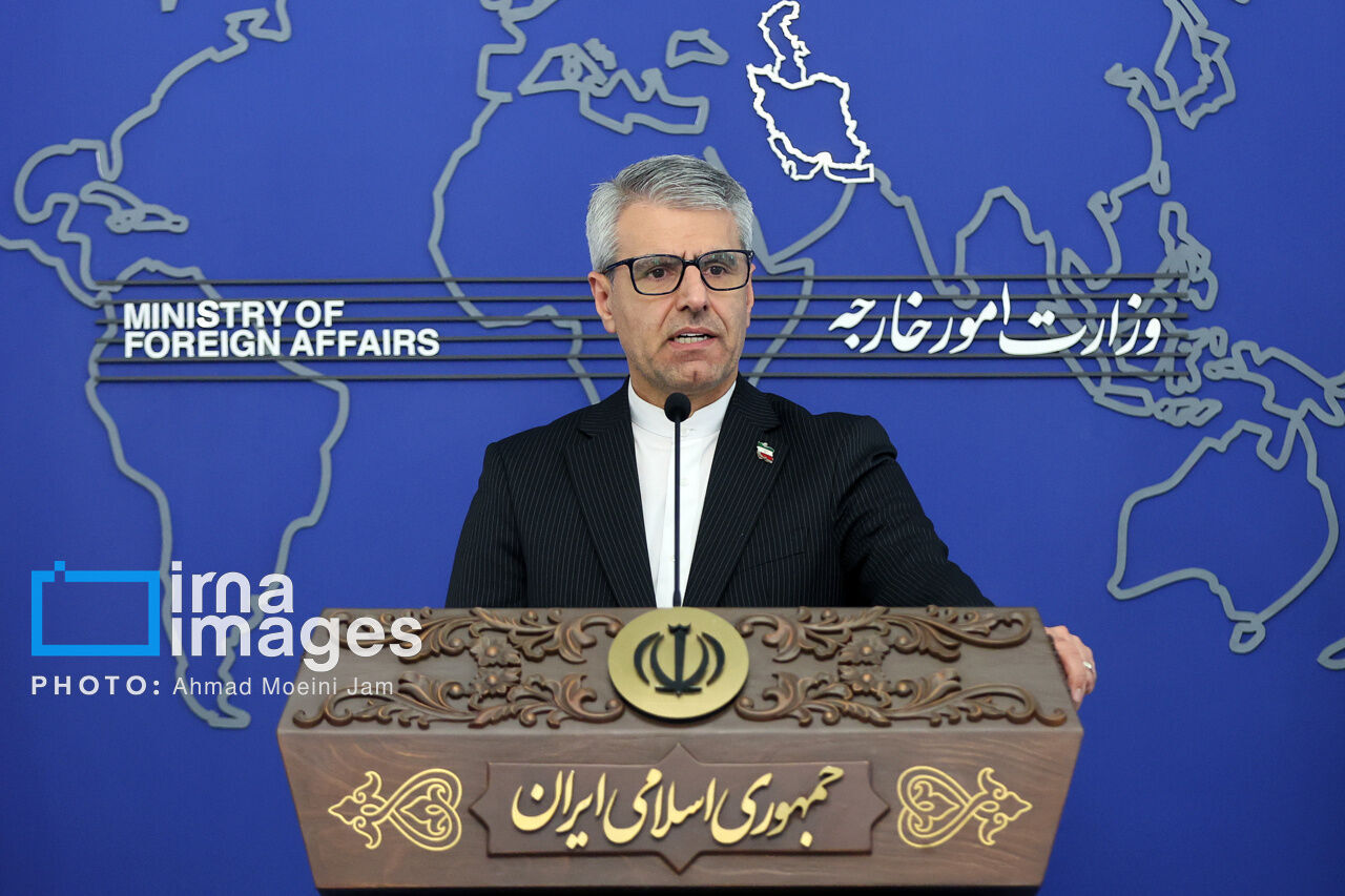 Багаи: договорённостей о переговорах Ирана и США вне Омана не было