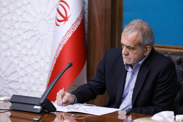 Пезешкиян: Я склоняю голову перед вашей бдительностью и верностью Родине