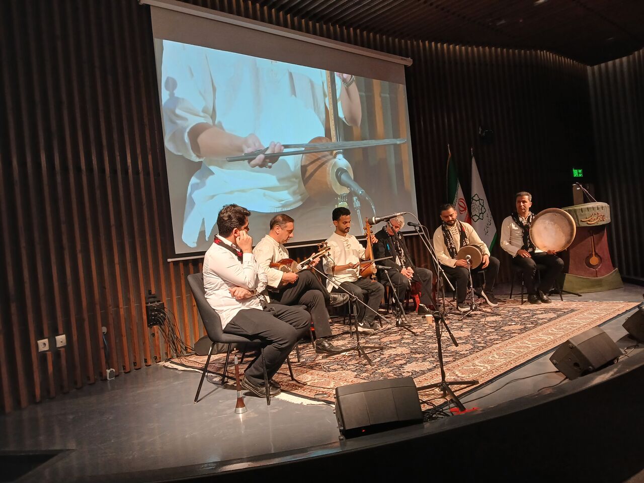 مشکل مادی ما را از ۵۰۰ کیلومتر آن‌طرف‌تر به جشنواره موسیقی کشاند