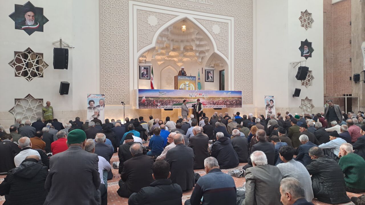 مردم با حضور پرشور در ۲۲ بهمن دشمن را ناکام گذاشتند