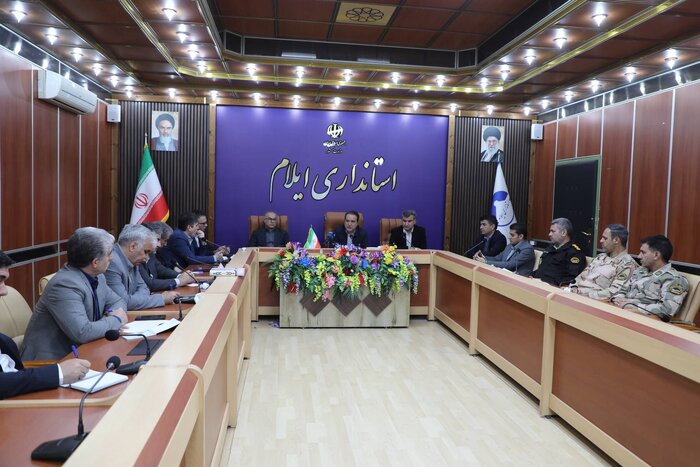 استاندار ایلام: مرز ۴۳۰ کیلومتری باید به شریان پویای بازرگانی تبدیل شود