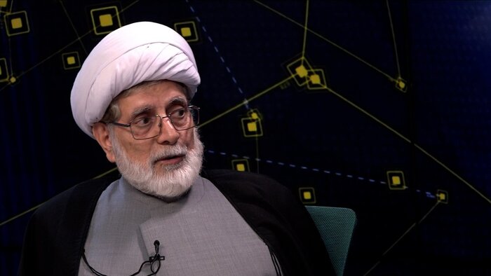 مدرس حقوق:علت اصلی اعتراضات دی ماه نارضایتی عمومی بود/ ضرورت بازگشت به اصول قانون اساسی