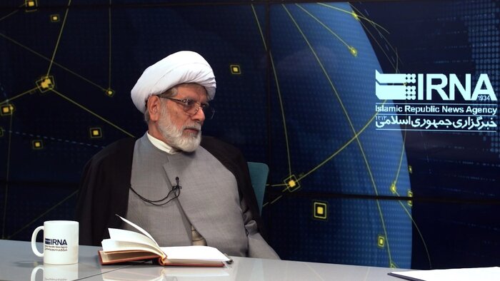 مدرس حقوق:علت اصلی اعتراضات دی ماه نارضایتی عمومی بود/ ضرورت بازگشت به اصول قانون اساسی