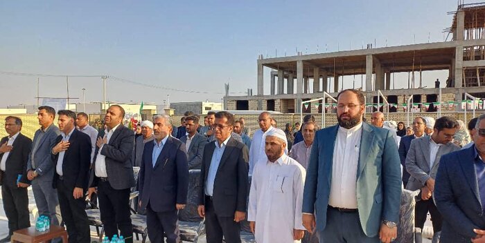 معاون وزیر آموزش و پرورش مدرسه استثنایی «طبل» جزیره قشم را افتتاح کرد 