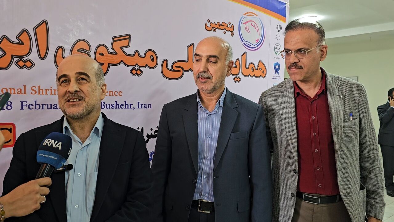 معاون وزیر جهاد کشاورزی: صنعت آبزی پروری کشور ۸۰۰ میلیون دلار ارزآوری داشته&zwnj;است
