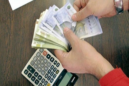 وقتی دست‌های خسته، چشم به حقوق بازنشستگی دارند