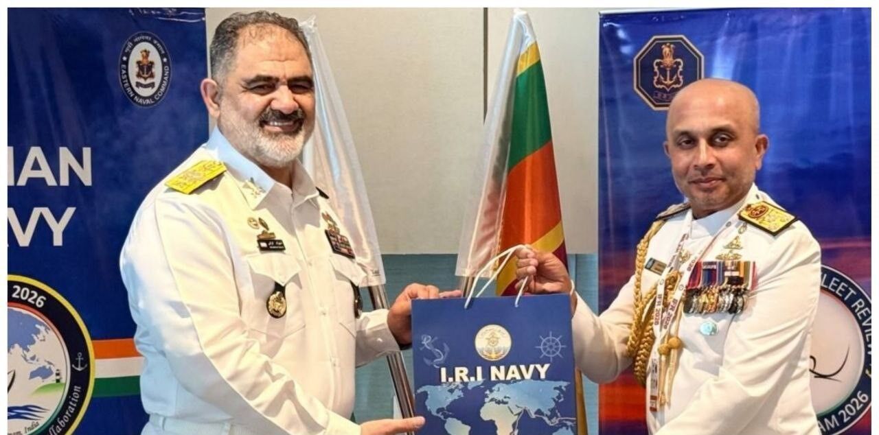 قائد القوات البحرية يلتقي قائدي بحرية جنوب افريقيا وسريلانكا قائد القوات البحرية يلتقي قائدي بحرية جنوب افريقيا وسريلانكا