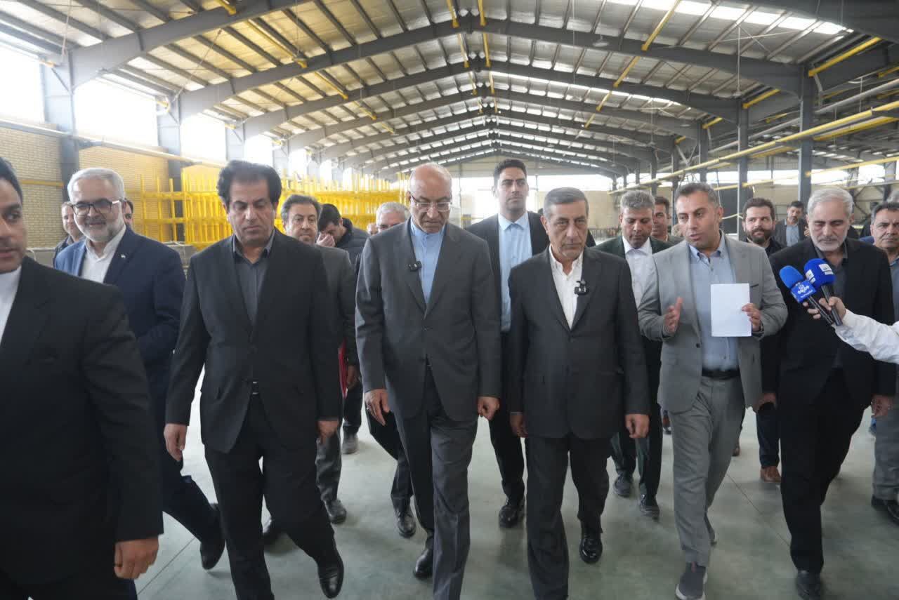 معاون رئیس جمهور: دولت حامی سرمایهگذاران و رزمندگان جنگ اقتصادی است