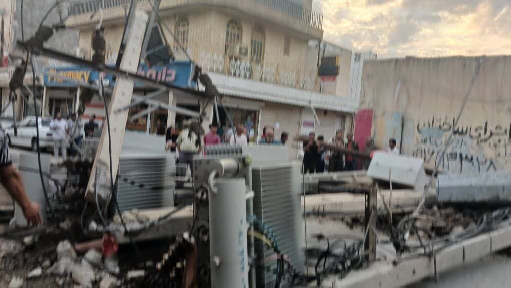 سقوط ۶ پایه برق بخش مرکزی گچساران را در خاموشی فرو برد