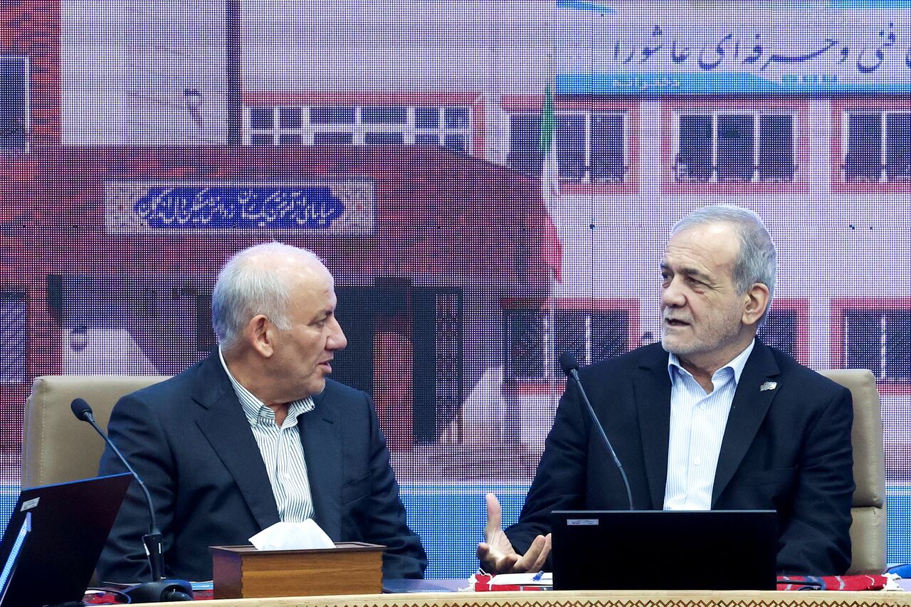 پزشکیان: ایران ما نباید از کشورهای دیگر عقب بماند