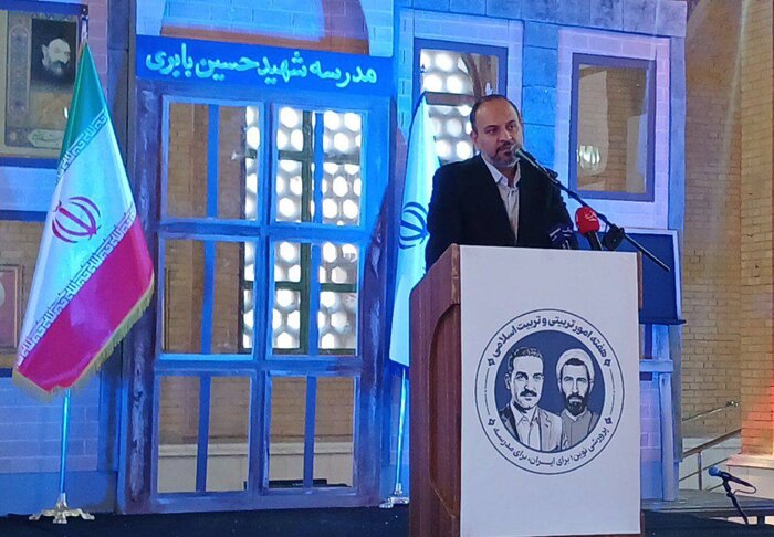وزیر آموزش و پرورش: ساختارهای تربیتی متناسب با نیازهای نسل جدید بازنگری شود