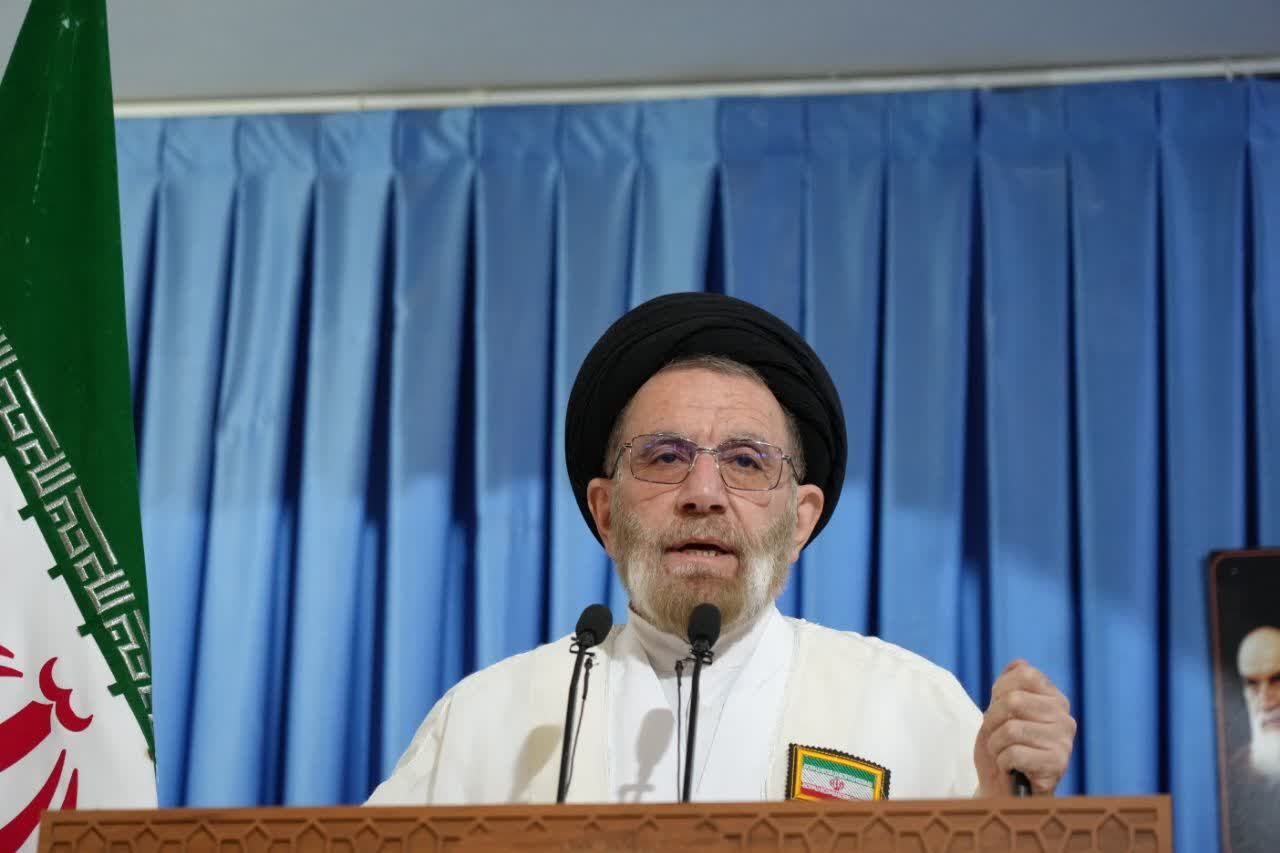امام جمعه خرم‌آباد: آمریکا نقطه امنی در منطقه نخواهد داشت