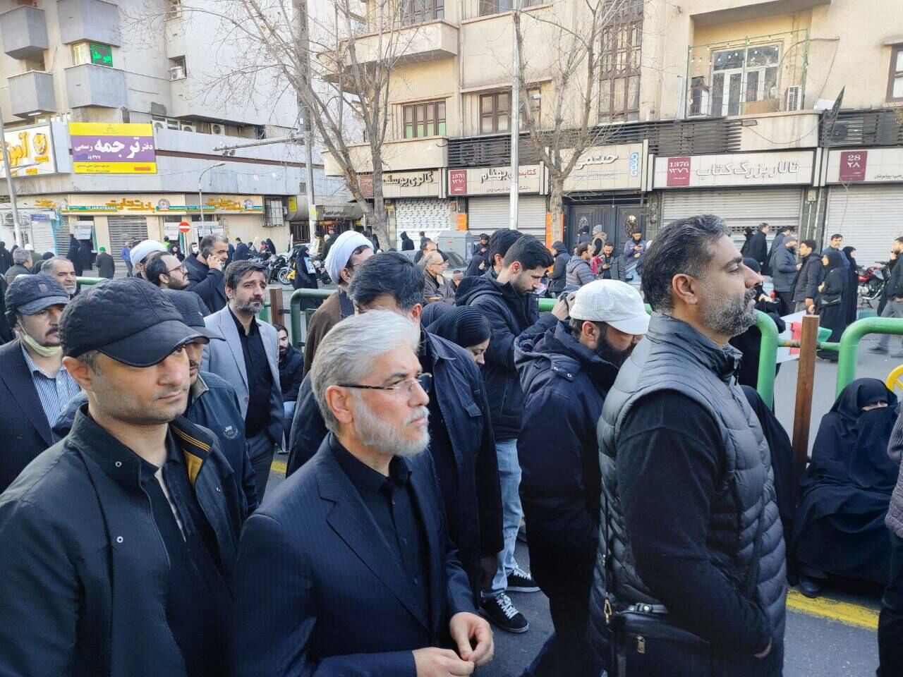 همزمان با تشییع پیکر مطهر رهبر انقلاب باید حقوق بین‌الملل را هم تشییع و تدفین کرد