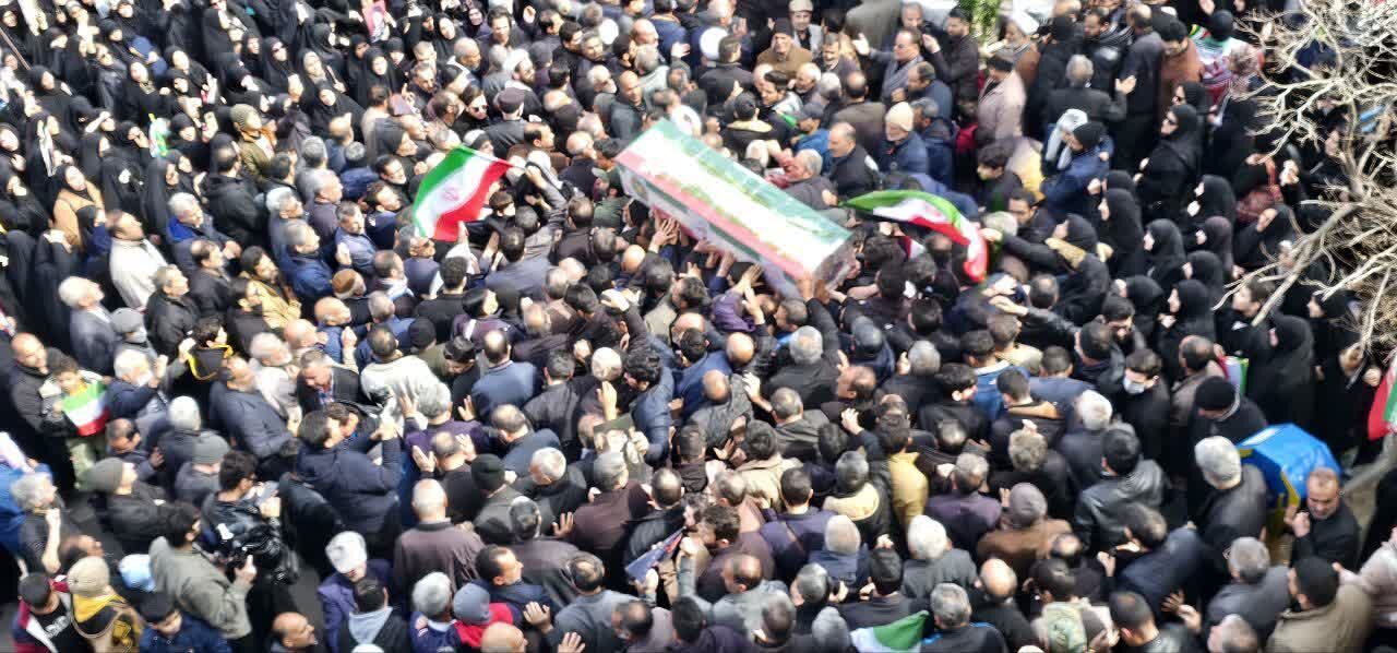 پیکر شهید حمله آمریکایی- صهیونیستی در سبزوار تشییع شد+ فیلم پیکر شهید حمله آمریکایی- صهیونیستی در سبزوار تشییع شد+ فیلم