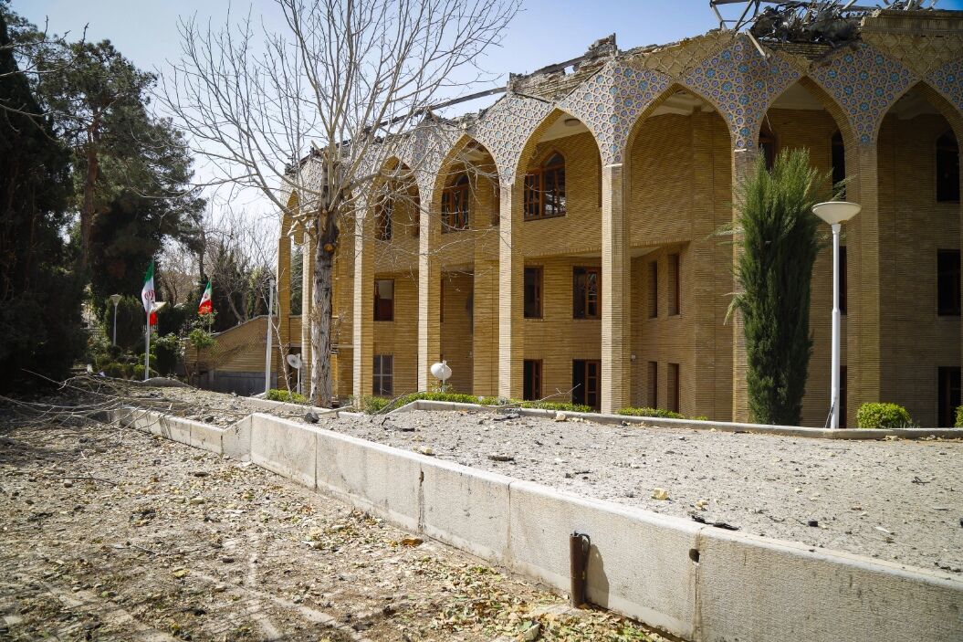 محل استقرار استانداری اصفهان باید در دل جامعه و در دسترس مردم باشد