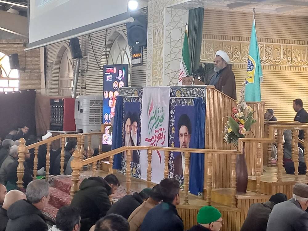 امام‌  جمعه سبزوار: دشمن بدنبال تضعیف حضور پرشور ملت در میدان است