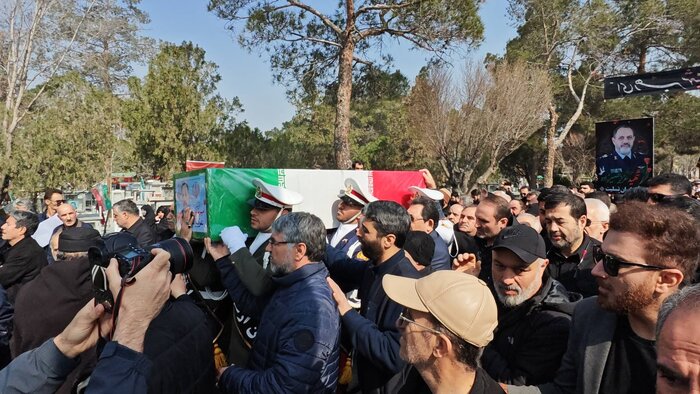 پیکر وزیر دفاع شهید در بهشت زهرا آرام گرفت + فیلم