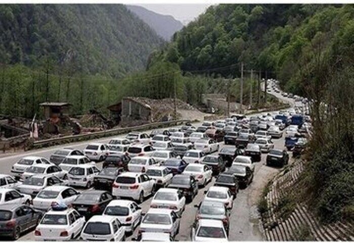 ِترافیک در جاده های مازندران سنگین است
