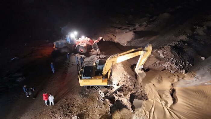 آبگرفتگی و سیلاب در ۵ استان؛ عملیات امداد در اندیمشک و ساوه