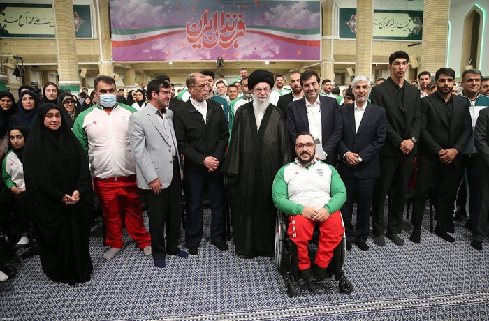 قهرمان پارالمپیک: در آغوش رهبری احساس کردم برای لحظاتی در این عالم نیستم