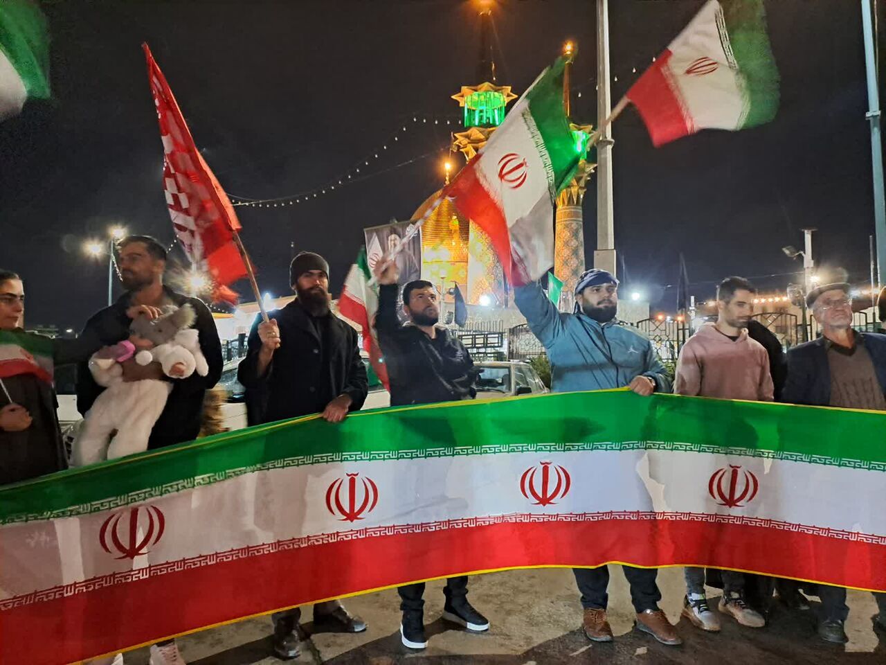 شور انقلابی در رگ‌های همدان؛ نمایش اقتدار و بصیرت در پنجاه و هفتمین شب