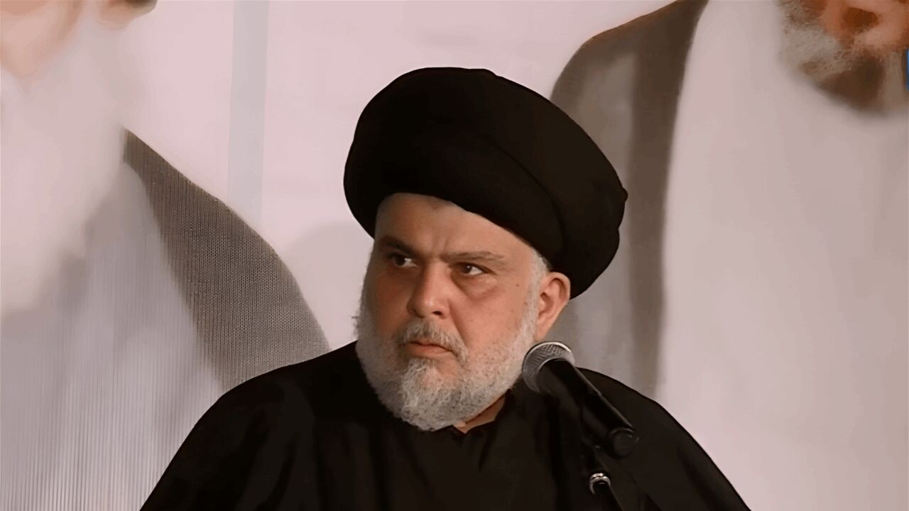 ابهام در تصمیم مقتدی صدر برای انحلال «سرایا السلام»/جنگ رسانه‌ای علیه رقبا