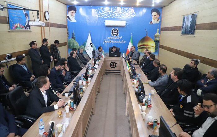 نخستین نیروگاه خورشیدی هیبریدی ۴۰ کیلوواتی در قم افتتاح شد
