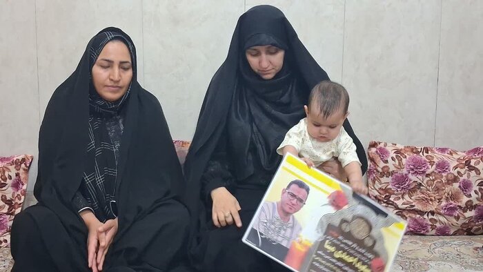 حضور معاون رییس جمهور در تجمعات شبانه قم و دیدار با خانواده شهیدان جنگ رمضان