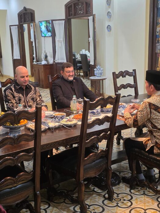 رئیس جمهوری پیشین اندونزی : ما در کنار ملت ایران خواهیم بود