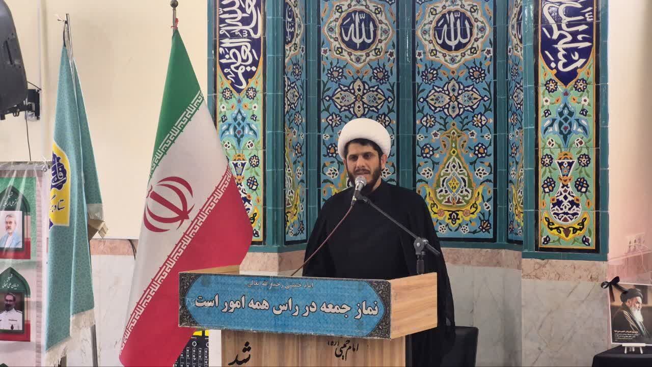 امام‌جمعه قصرشیرین: اعترافات سنتکام مُهر تأییدی بر شکست محاسباتی آمریکا در برابر ایران است