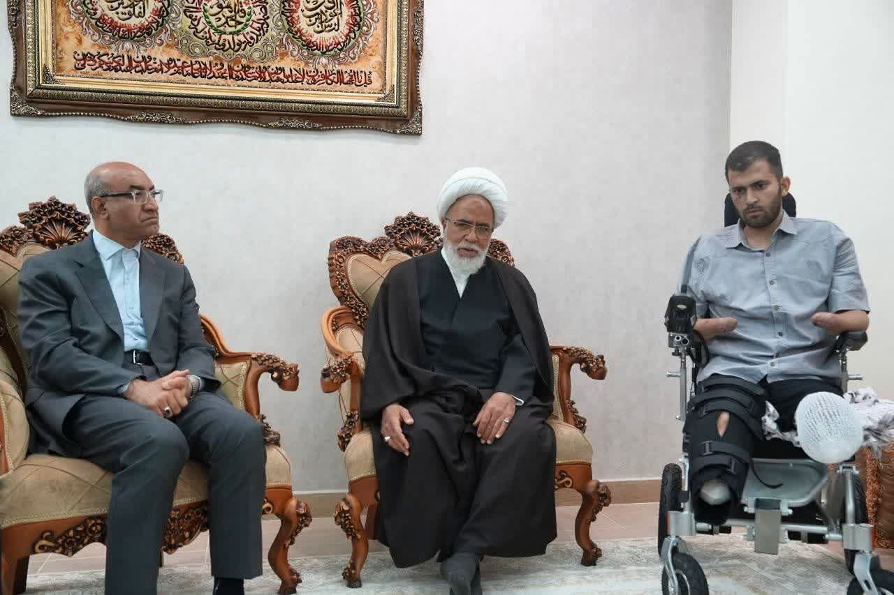 ایثارگری جانباز سرافراز کرمانشاهی نیروی هوافضا، الگویی ماندگار در تاریخ انقلاب اسلامی است ایثارگری جانباز سرافراز کرمانشاهی نیروی هوافضا، الگویی ماندگار در تاریخ انقلاب اسلامی است
