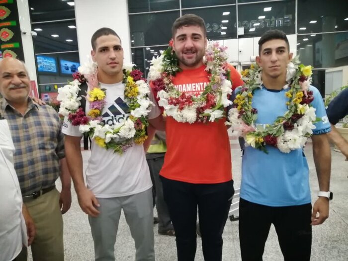قهرمان کشتی فرنگی آسیا در تعقیب سهمیه المپیک؛ از مدال با سلام نظامی تا مصدومیت کتف