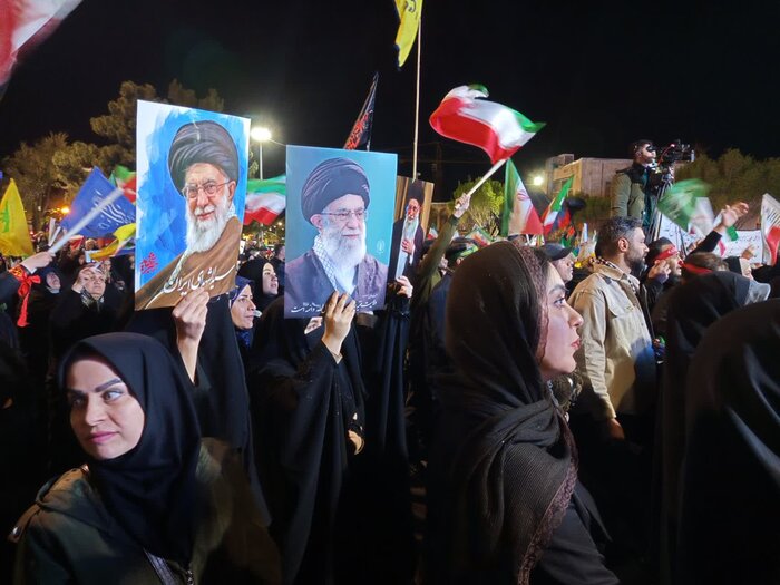 شکوهِ ایستادگی؛ از میدان تا میهن