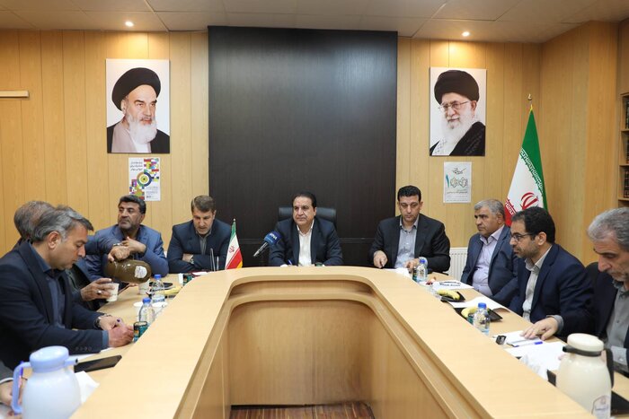 تاکید استاندار ایلام بر رفع موانع اجرای نیروگاه خورشیدی ۱۰۰ مگاواتی دهلران