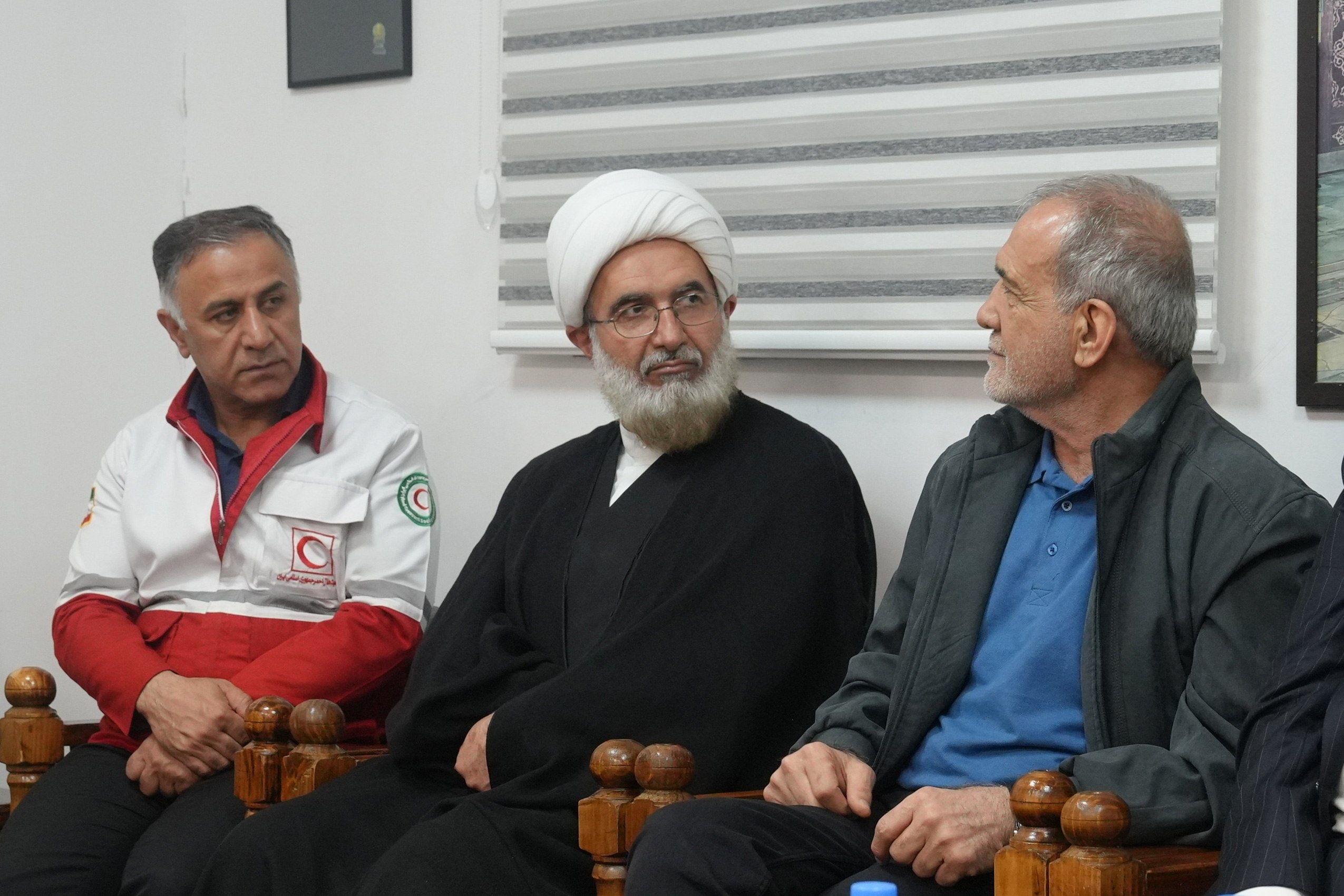 پزشکیان: امروز باید به جای رقابت های مخرب، رقابت در خدمت رسانی شکل بگیرد