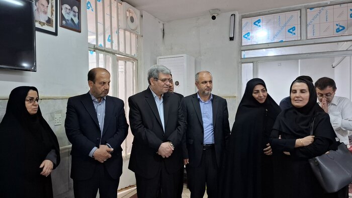 معاون وزیر از مرکز نگهداری دختران بیسرپرست در علیآبادکتول بازدید کرد