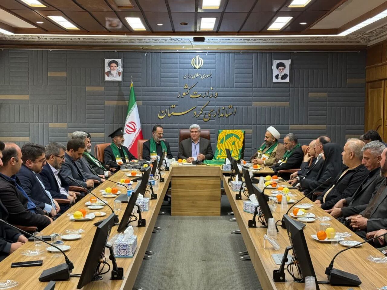 حضور خادمان حرم رضوی در کردستان زمینه‌ساز تقویت انسجام ملی است