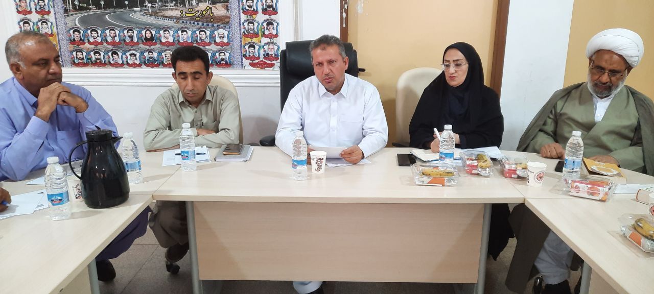 فرماندار ایرانشهر پای کار آمد؛ نسخه جدید برای بحران نان و آب آشامیدنی بخش بزمان