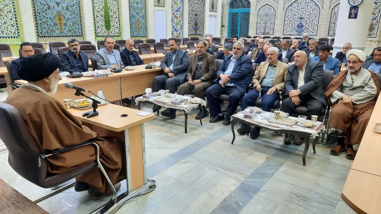 امام جمعه شهرکرد: عرصه حج همواره باید پررونق باشد