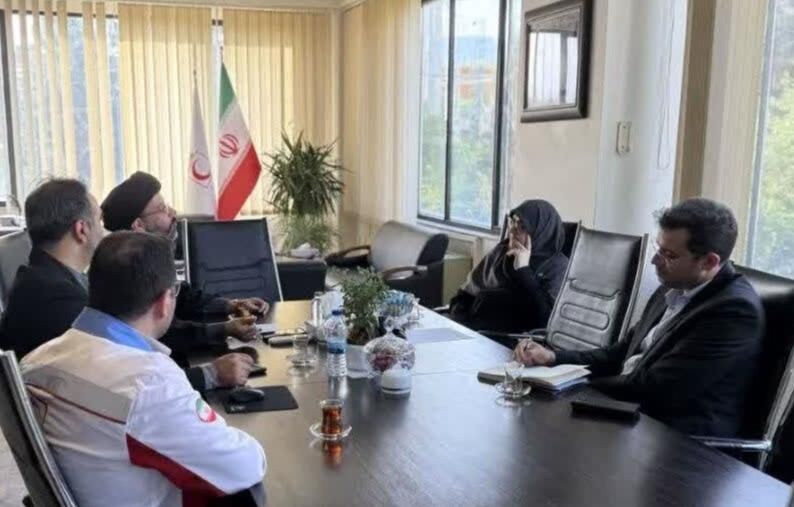 هلال‌احمر در جنگ تحمیلی درخشان‌ترین صفحات خدمت و ایثار را رقم زد