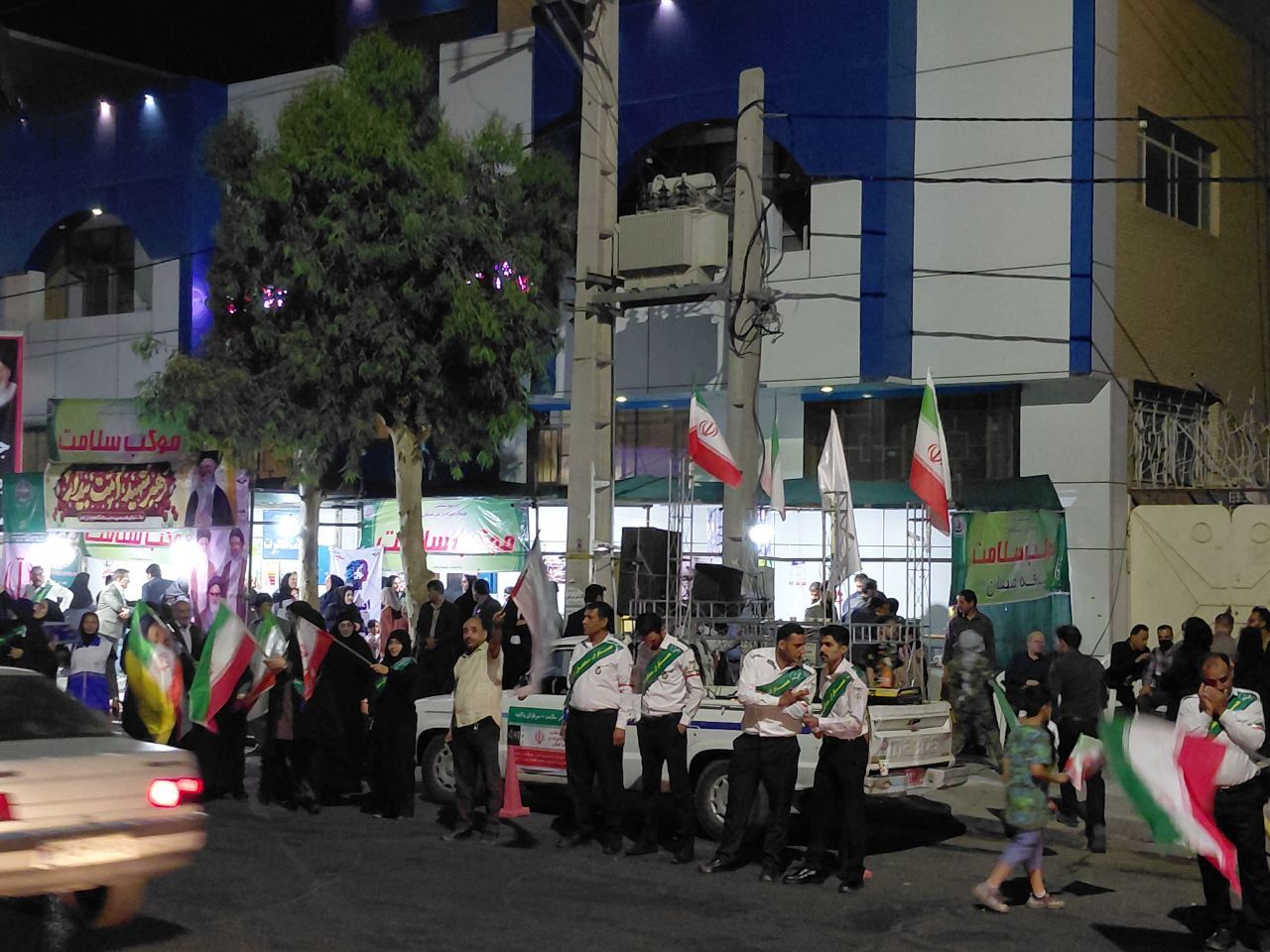 ایستگاه سلامت در میان شور اقتدار زاهدانی‌ها؛ از پایش فشارخون تا لبخند آرامش