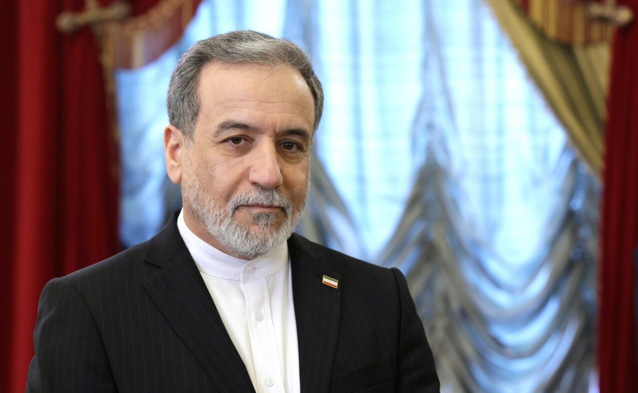 عراقچی: پوتین گفت که دنیا ایران را تحسین کرد
