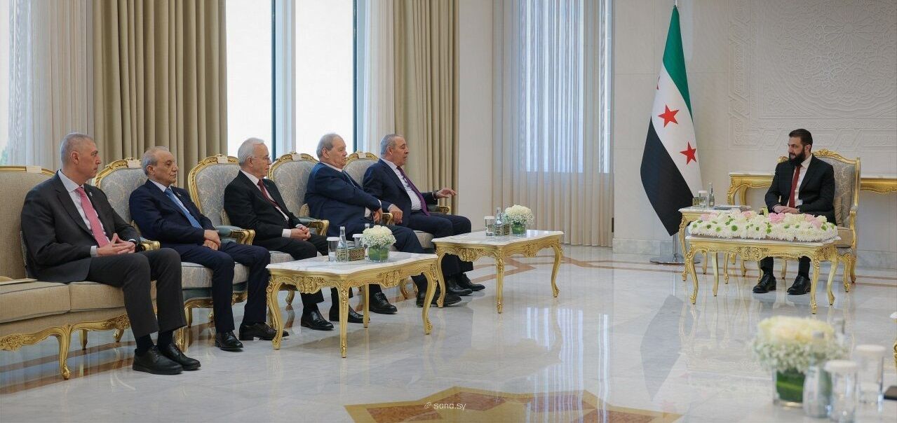 دیدار هیأت تشکیلات خودگردان فلسطین با احمد الشرع در دمشق
