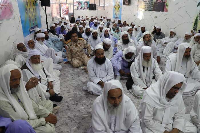 امام جمعه زاهدان: پیروزی جبهه مقاومت مشروط به یاری دین خدا و حضور آگاهانه در میدان است