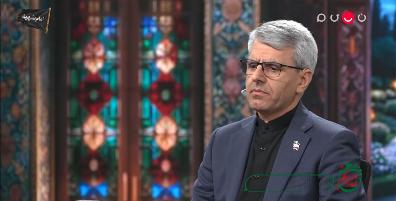 تناقض رسوا کننده آمریکا در ادعای تلاش برای حل موضوع هسته‌ای و هم‌زمان تهدید به حمله اتمی