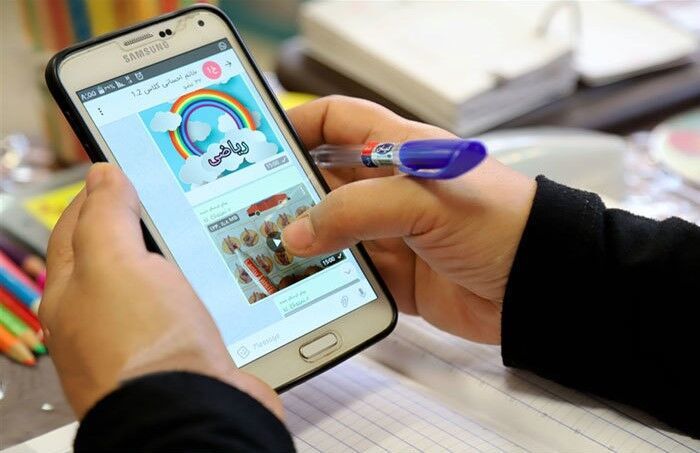 آموزش پشت پنجره مجازی جا ماند؛ والدین: مدارس را باز کنید