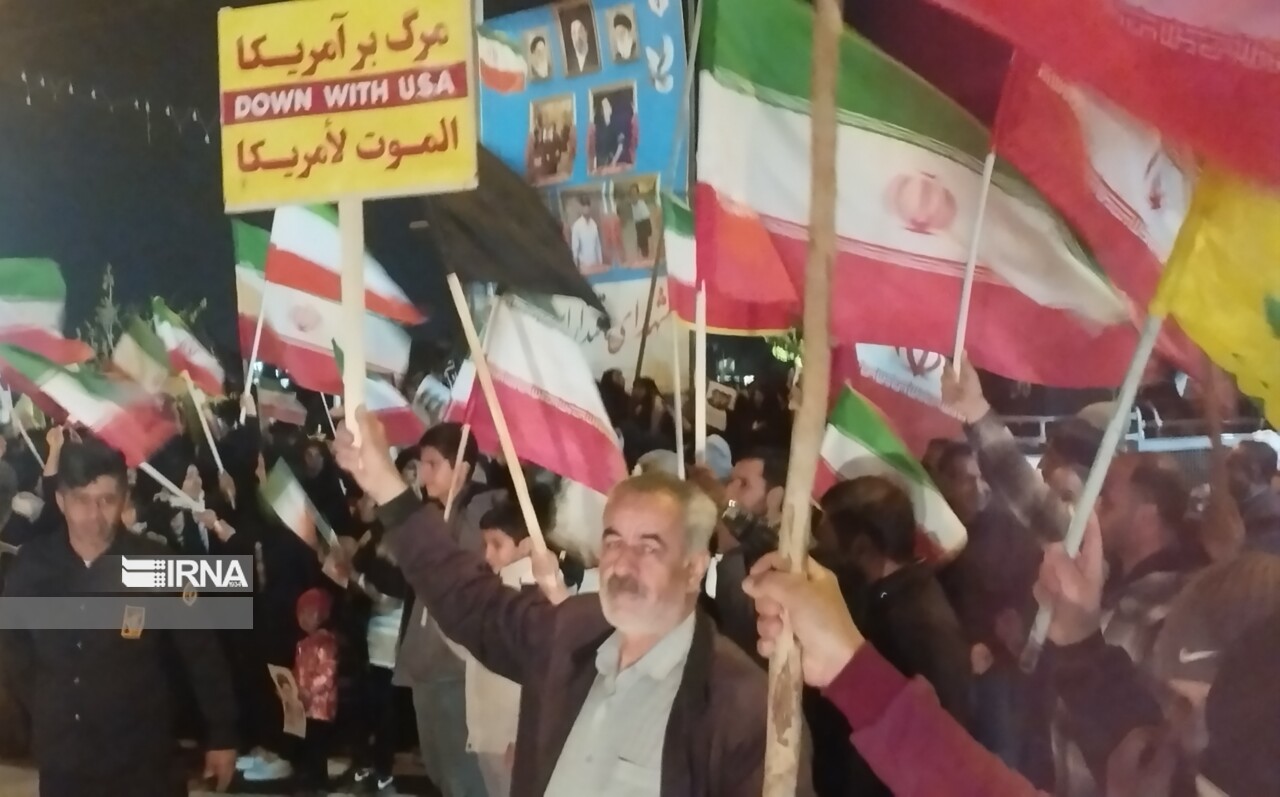 شیراز در آغوش پرچم؛ روایتی از استواری مردم در مسیر دفع کامل فتنه