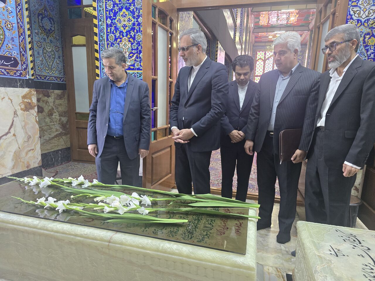 مدیر عامل ایرنا در سفر به یزد؛ ادای احترام به مقام شامخ سومین شهید محراب