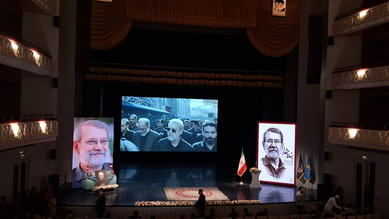 «سیاستمدار حکیم ایران»؛ آغاز مراسم بزرگداشت شهید علی لاریجانی
