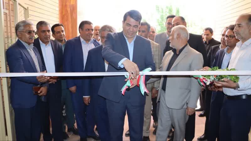 استاندار: کرمان به استانی پویا و فعال در حوزه مدرسه‌سازی تبدیل شده است